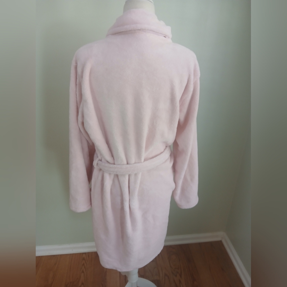Brookstone Spa Plush Robe - Picture 8 of 8